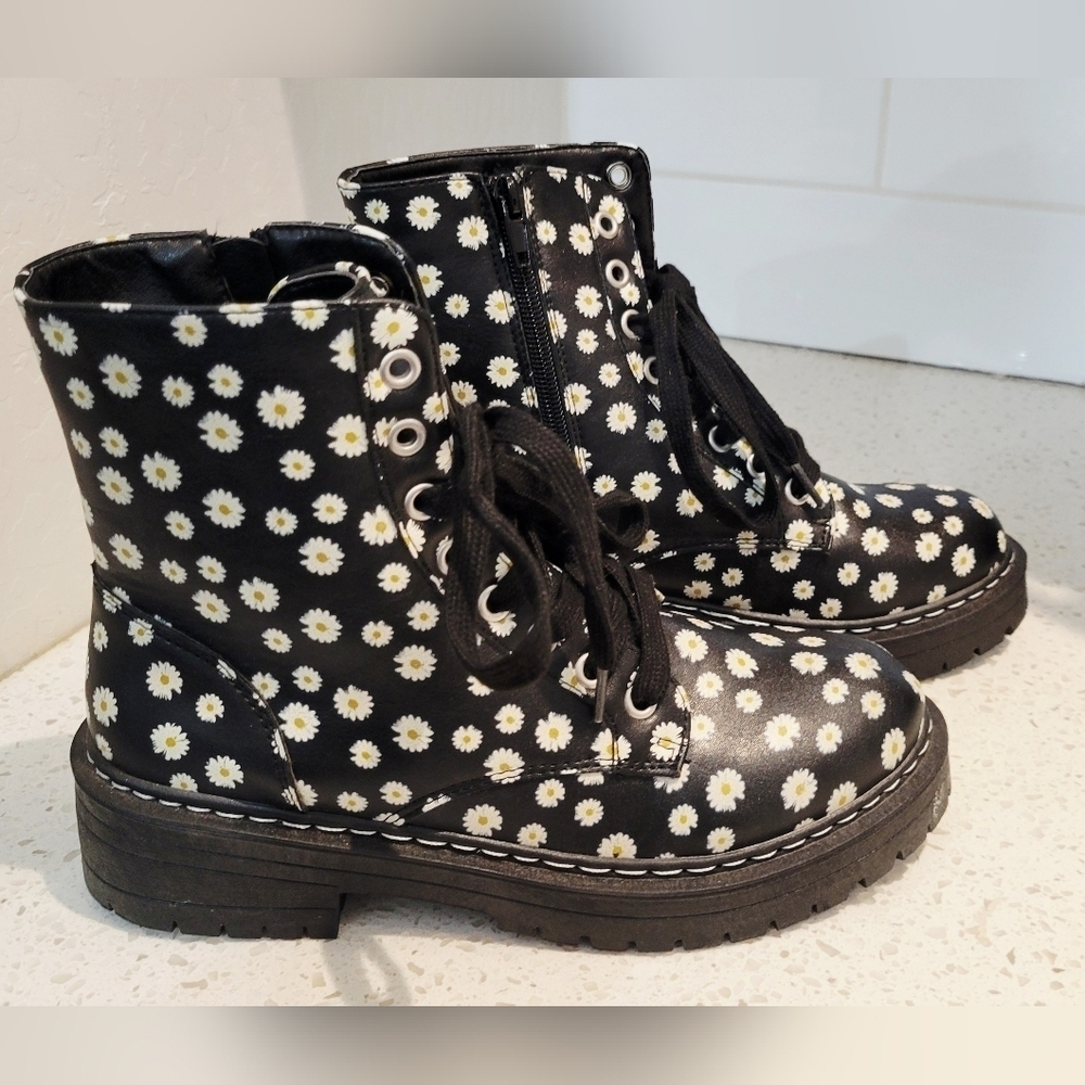 Sugar Black Daisy Print Combat Boots | Size 7